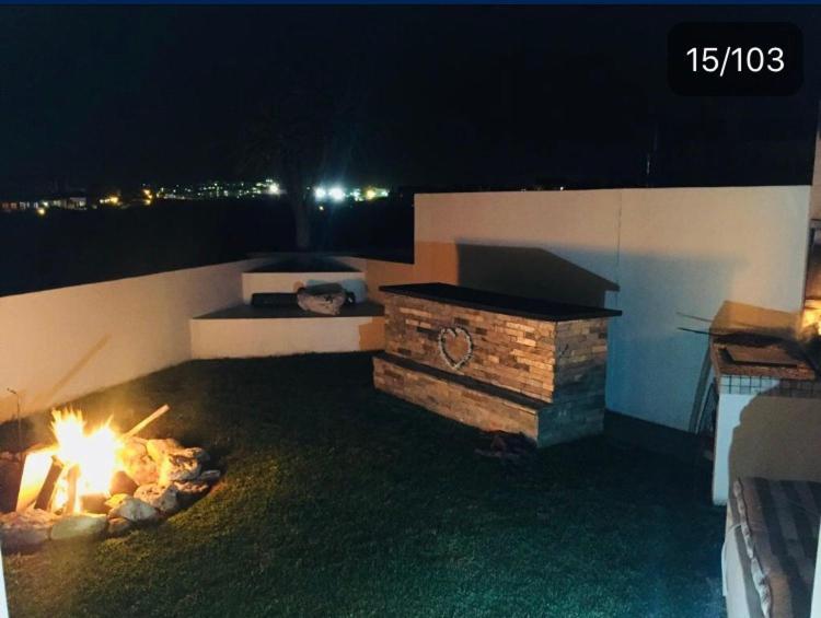 Perfect 10 - 10 To 13 Sleeper Luxury Holiday Home Breakage Deposit Of R2500 Per Weekend Lease Langebaan Eksteriør billede