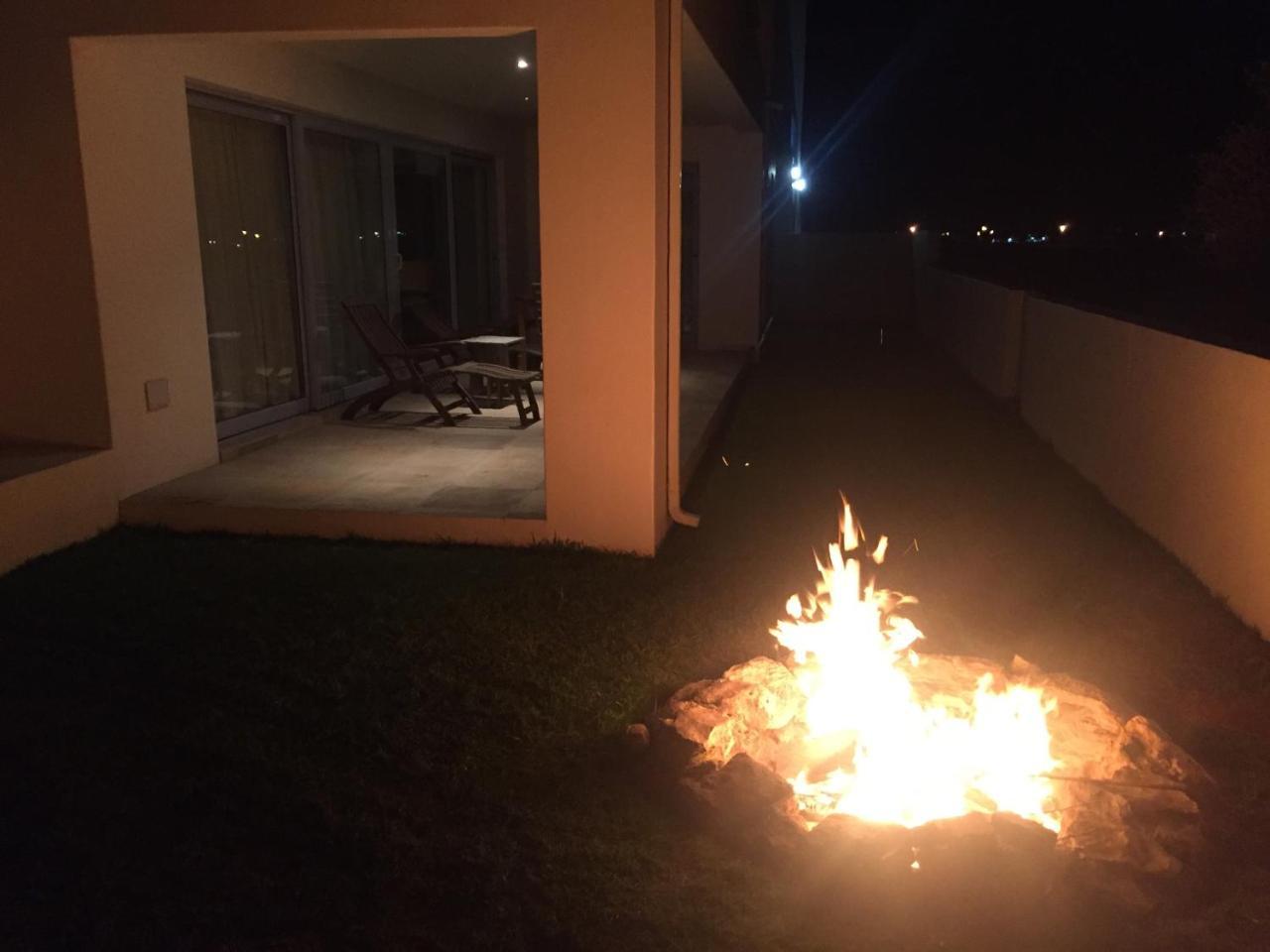 Perfect 10 - 10 To 13 Sleeper Luxury Holiday Home Breakage Deposit Of R2500 Per Weekend Lease Langebaan Eksteriør billede
