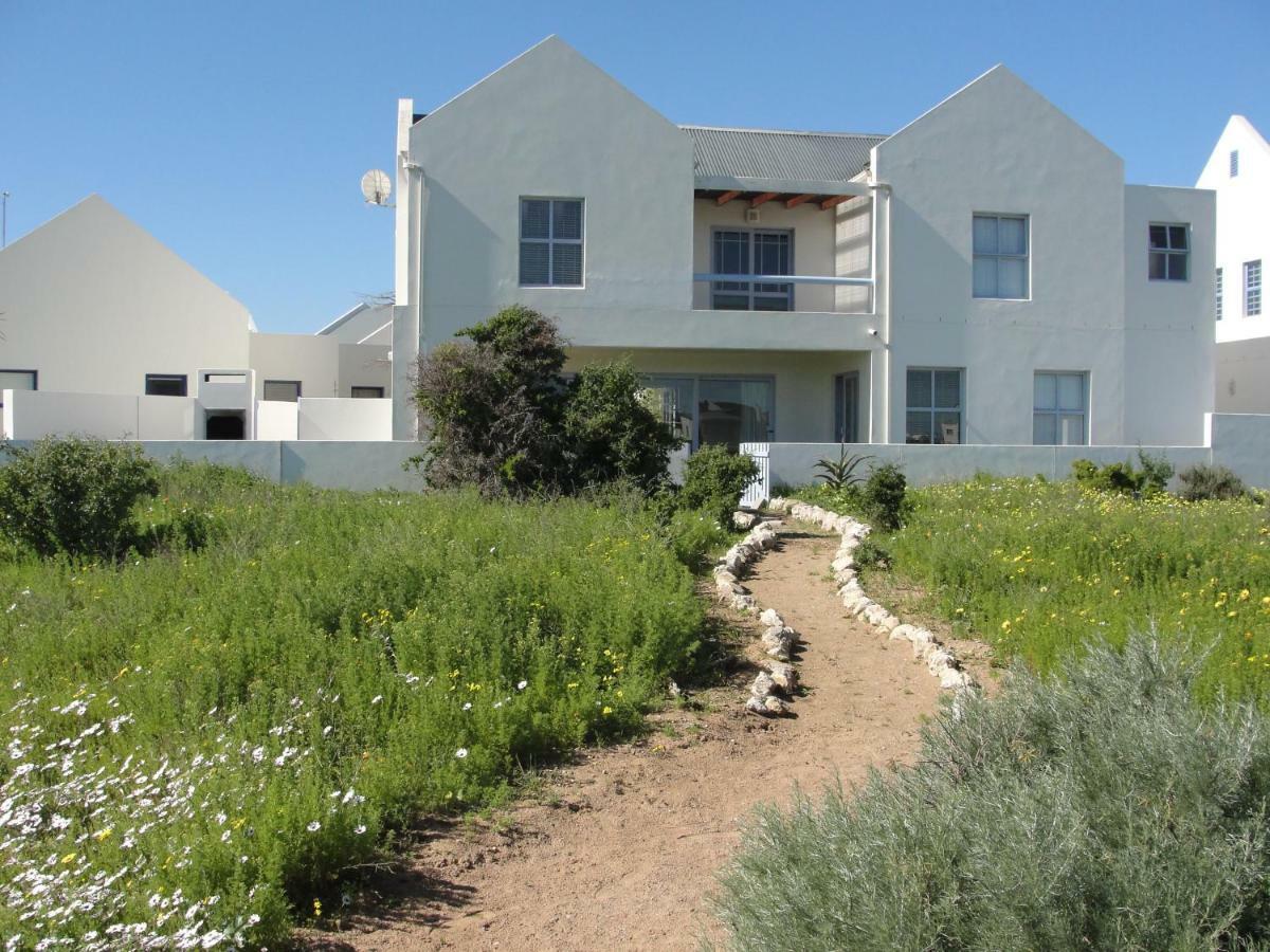Perfect 10 - 10 To 13 Sleeper Luxury Holiday Home Breakage Deposit Of R2500 Per Weekend Lease Langebaan Eksteriør billede