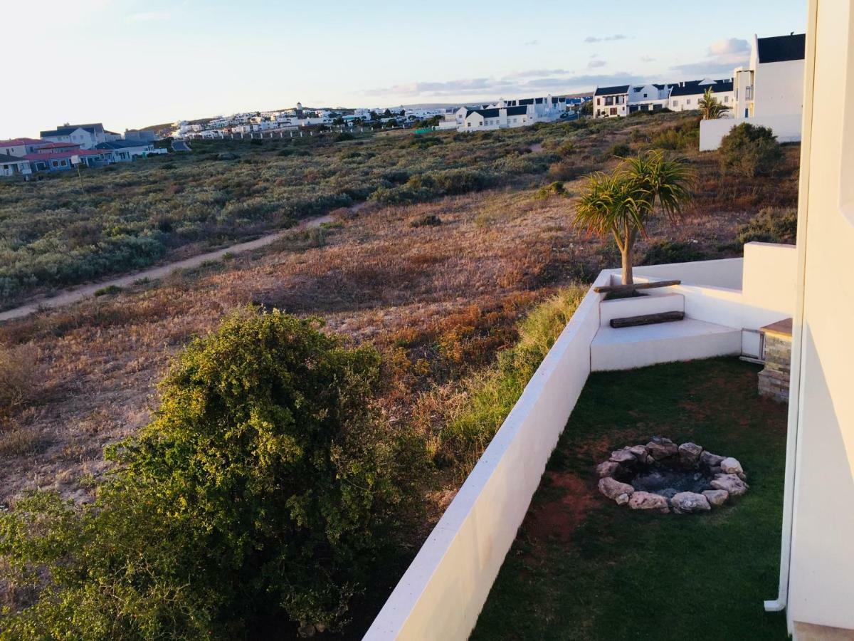 Perfect 10 - 10 To 13 Sleeper Luxury Holiday Home Breakage Deposit Of R2500 Per Weekend Lease Langebaan Eksteriør billede