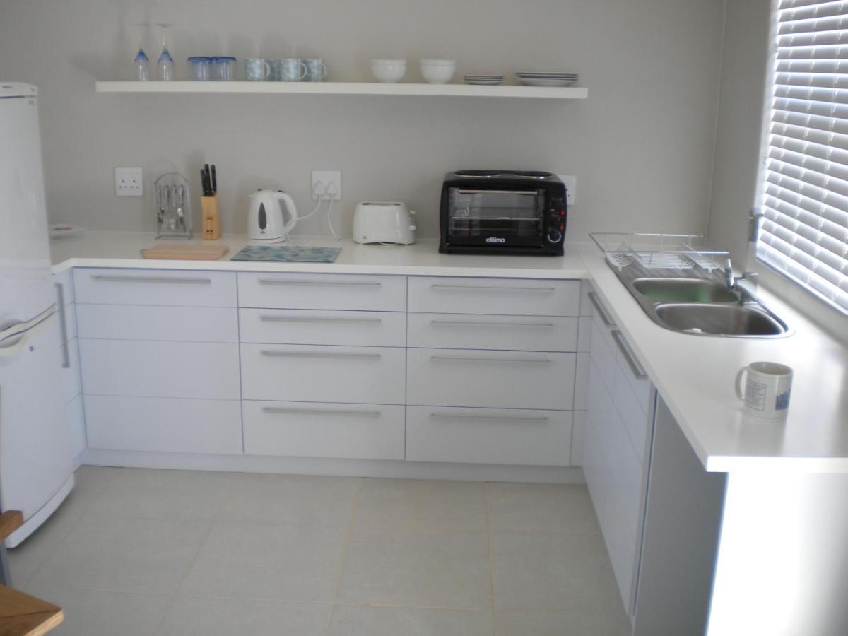 Perfect 10 - 10 To 13 Sleeper Luxury Holiday Home Breakage Deposit Of R2500 Per Weekend Lease Langebaan Eksteriør billede